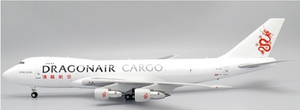 JC Wings Dragonair Cargo Boeing 747-200F Reg: B-KAD With Stand EW2742004 1:200