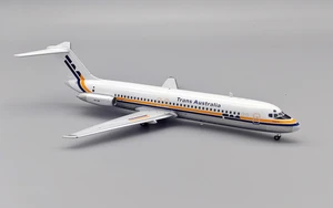 Inflight200 Trans Australia Airlines - TAA McDonnell Douglas DC-9-31 VH-TJR with stand IF931TN1024N 1:200