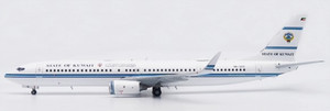 JC Wings State of Kuwait Boeing 737-900ER Reg: 9K-GCC With Stand XX20232 1:200