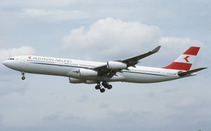 Phoenix Models Austrian Airlines A340-300 OE-LAK 11944 1:400