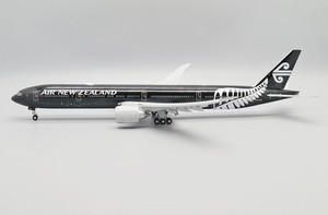 Air New Zealand Boeing 777-300ER "All Blacks" Reg: ZK-OKQ "Flaps Down" With Stand XX20157A 1:200