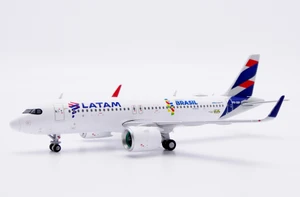 JC Wings LATAM Airbus A320NEO "Brazil Voando" Reg: PR-XBP With Antenna XX40212 1:400