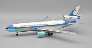 B-Models AIR FORCE ONE DC10-40 with stand B-104-USAF-P Scale 1:200