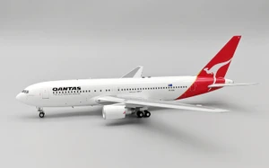 InFlight200 Qantas Boeing 767-238/ER VH-EAJ ready now IF762QF0525 Scale 1:200