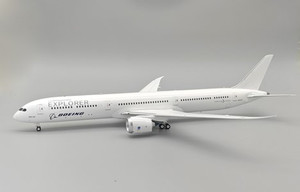 InFlight200 Boeing 787-10 Dreamliner Explorer N8290V with stand IF78XBOEING290V 1:200 InFlight200 Boeing 787-10 Dreamliner Explorer N8290V with stand IF78XBOEING290V 1:200