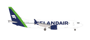 Herpa Wings Icelandair Boeing 737MAX8 Reg:green tail stripe - TF-ICP "Landmannalaugar" HE538466 1:500 Herpa Wings Icelandair Boeing 737MAX8 Reg:green tail stripe - TF-ICP "Landmannalaugar" HE538466 1:500