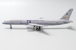 JC Wings Royal New Zealand Air Force Boeing 757-200 "75th Anniversary" NZ7571 XX4444 Scale 1:400 JC Wings Royal New Zealand Air Force Boeing 757-200 "75th Anniversary" NZ7571 XX4444 Scale 1:400