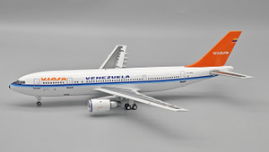El Aviador Viasa Airbus A300B4-203 YV-161C With Stand EAV-A300-161 Scale 1:200 El Aviador Viasa Airbus A300B4-203 YV-161C With Stand EAV-A300-161 Scale 1:200