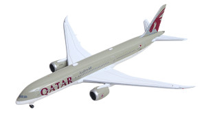 Herpa Wings Qatar Airways Boeing 787-9 Dreamliner Reg: A7-BHO HE538312 Scale 1:500