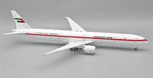 InFlight200 United Arab Emirates (Abu Dhabi Amiri Flight) Boeing 777-35R/ER A6-SIL with stand IF773UAE1025 Scale 1:200