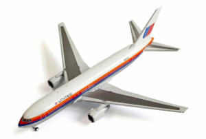 V1-400 UNITED AIRLINES BOEING 767-200ER Reg: N601UA 400006 Scale 1:400