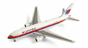 V1-400 UNITED AIRLINES BOEING 767-200ER Reg: N611UA 400007 Scale 1:400