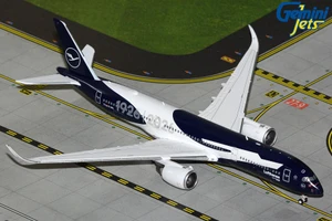 Lufthansa Airbus A350-900 Reg: D-AIXL GJDLH2409 Scale 1:400