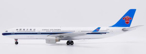 JC Wings China Southern Airlines Airbus A330-300 Reg: B-5959 With Stand LH2478 Scale 1:200