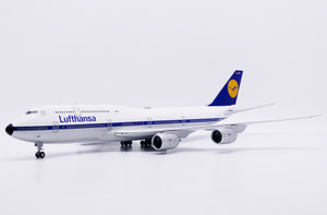 JC Wings Lufthansa Boeing 747-8 "Retro" Reg: D-ABYT Retro With Stand XX20454 Scale 1:200