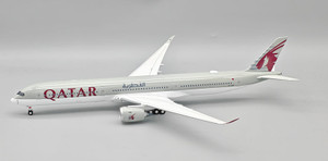 InFlight200 Qatar Airbus A350-1000 Reg: A7-AOH IF350XQR0526 1:200 with stand