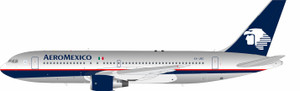 B-Models AeroMexico Boeing 767-200ER Reg: XA-JBC 762-JBC 1:200 with stand (Limited 53 Models)