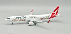 InFlight200 Qantas Airbus A321XLR Reg: VH-OGG GREAT BARRIER REEF IF321QF0126 1:200 with stand