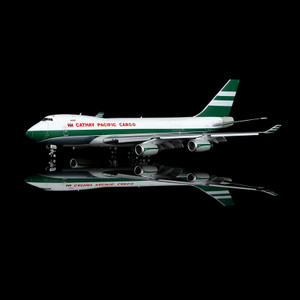 YY Wings Cathay Pacific B747-400F VR-HUH Flap-down YY74421F Scale 1:400