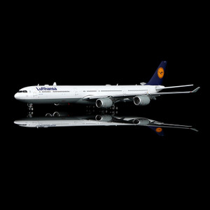 YY Wings Lufthansa A340-600 Reg: D-AIHZ "Flaps Down" YY34615F Scale 1:400