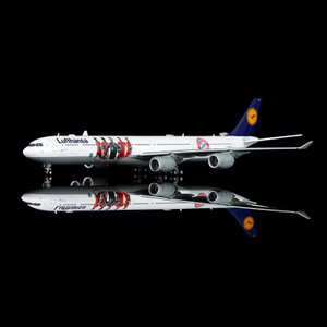 YY Wings Lufthansa A340-600 Reg: D-AIHZ Bayern Munich Livery YY34617 Scale 1:400