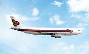 Phoenix Model Thai Airways Airbus A300B4-200 Reg: HS-TGH 12107 Scale 1:400 "Rattanakosin Bicentennial 1982"