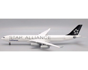 Lufthansa A340-300 "Star Alliance" Reg: D-AIGV XX20151 Scale 1:200