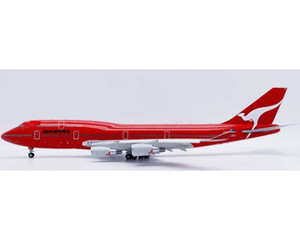 Qantas Boeing 747-400 "All Red" Reg: VH-OEJ XX20376 Scale 1:200