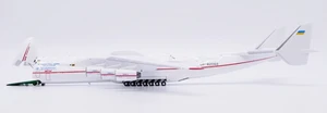 JC Wings Antonov Design Bureau Antonov An-225 "Red Stripe" Reg: UR-82060 LH4410C 1:400 With Antenna