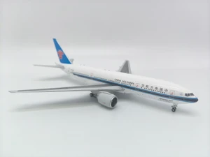 China Southern Boeing 777-200ER B-2055 A244085 Scale 1:400