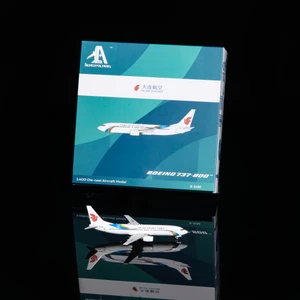 Dalian Airlines Boeing 737-800 B-5196 HA7380047 Scale 1:400