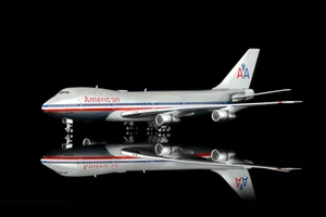 American Airlines (Leased from Pan Am) Boeing 747-121 Reg: N740PA LJ11516-11 Scale 1:400