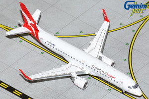 Gemini Jets QantasLink E190AR VH-UZD GJQFA2082 1:400 Gemini Jets QantasLink E190AR VH-UZD GJQFA2082 1:400