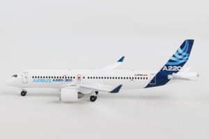 HERPA AIRBUS HOUSE A220-300 1/500 (**) HERPA AIRBUS HOUSE A220-300 1/500 (**)