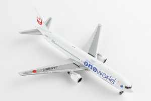 PHOENIX JAPAN 767-300 1/400 ONE WORLD REG#JA8980 PHOENIX JAPAN 767-300 1/400 ONE WORLD REG#JA8980