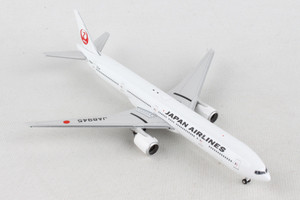 Phoenix JAPAN 777-300 1/400 REG#JA8945 (**)