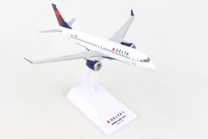 HERPA SWISS A220-300 HE558952-001 1:200