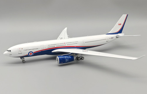 Inflight200 Royal Canadian Air Force A330-200 33002 with stand IF332RCAF01 1:200