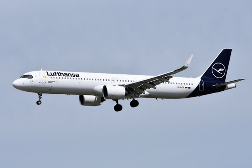 Phoenix Lufthansa Airbus A321neo D-AIEP PH04541 Scale 1:400