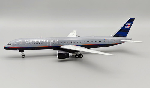 Inflight200 United Airlines Boeing 757-222 N515UA with stand IF752US0923 1:200