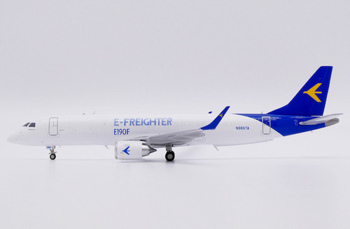 Embraer House Color E190F "E-Freighter" Reg: N986TA With Stand LH2469 1:200