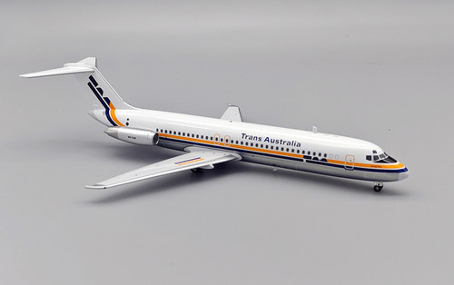 Inflight200 Trans Australia Airlines - TAA McDonnell Douglas DC-9-31 VH-TJR with stand IF931TN1024N 1:200