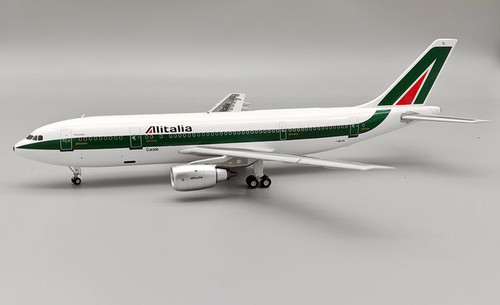 Inflight200 Alitalia Airbus A300B4-203 I-BUSL ready with stand IF30B4AZ0623 1:200