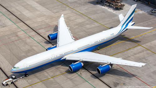 Phoenix Model Las Vegas Sands A340-500 VP-BMS 04614 1:400