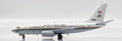 JC Wings US Navy Boeing C-40A Clipper Reg: 165829 With Antenna XX40075 1:400
