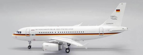 JC Wings Germany Air Force Airbus A319(CJ) Reg: 15+03 With Stand LH2248 1:200