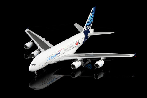 SQ Wings Airbus Airbus A380 F-WWDD House Color"Love at First Flight" L2009 Scale 1:200