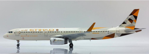 JC Wings Etihad Airways Airbus A321 Reg: A6-AEE With Stand LH2403 Scale 1:200