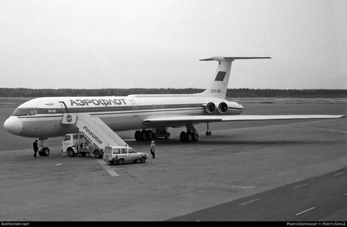 Phoenix Model Aeroflot Ilyushin Il-62 CCCP-86612 12042 Scale 1:400