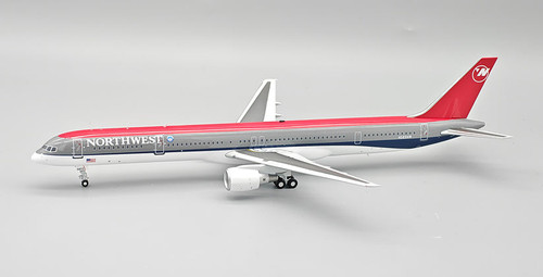 B-Models Northwest Airlines Boeing 757-351 N583NW with stand B-753-NW-583 Scale 1:200